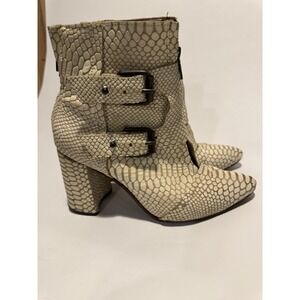 Freebird FB-JOEY Ivory Snake Print Buckle Ankle Bootie Women's Size 9